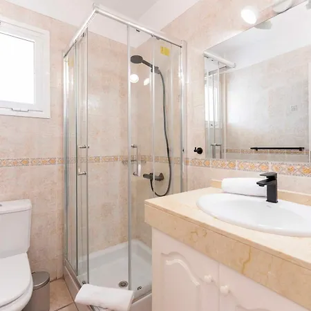 Benimar Apartamento *